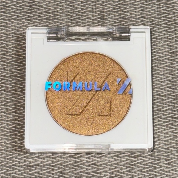 Formula Z Cosmetics Highlighter - Picture 1 of 6